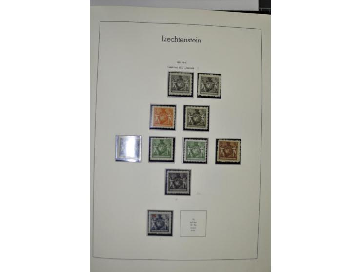 1912/1998, am Anfang meist ungebrauchte und gestempelte Sammlung im Vordruckalbum, später auch bessere und kpl. postfrische A