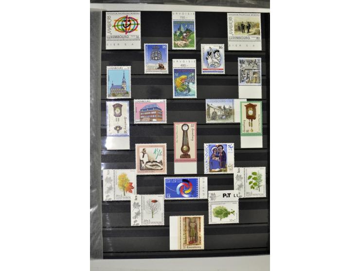 1960/2012, postfrische Sammlung in 2 Einsteckbüchern