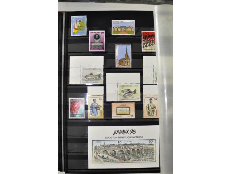  1960/2012, postfrische Sammlung in 2 Einsteckbüchern