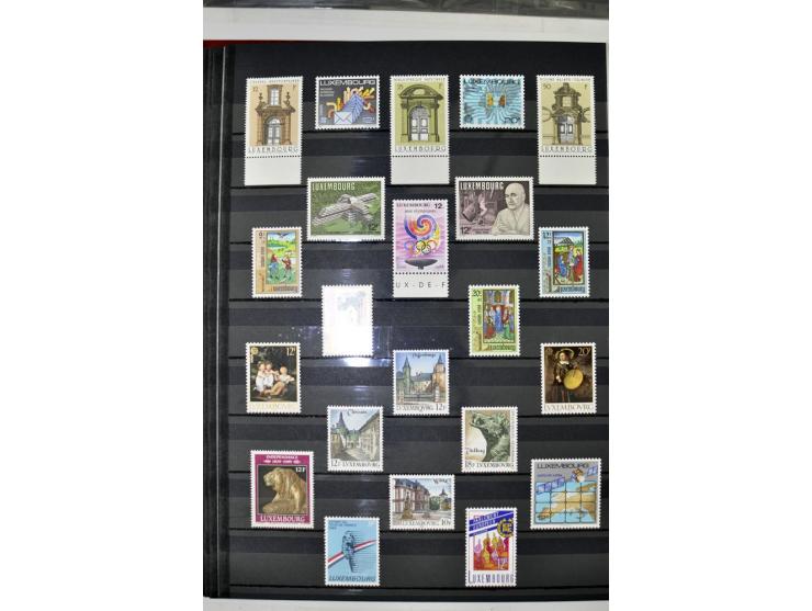  1960/2012, postfrische Sammlung in 2 Einsteckbüchern