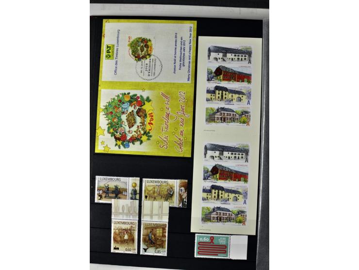  1960/2012, postfrische Sammlung in 2 Einsteckbüchern