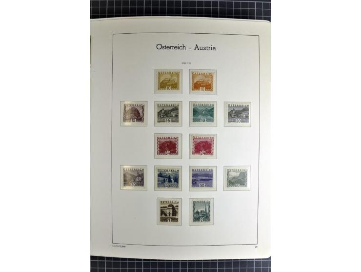 1850/1985 (ca.), postfrische, ungebrauchte und gestempelte Sammlung , gut besetzt mit u.a. Dollfuß und Blitz/Maske, teils etw