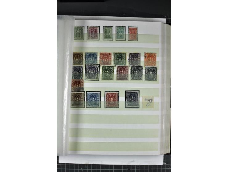 1850/1937, gestempelte Sammlung mit u.a. Mi.-Nr. 1 (7), 2 (3), 161-77, 555, 556, 558 etc., dazu Porto und Gebiete