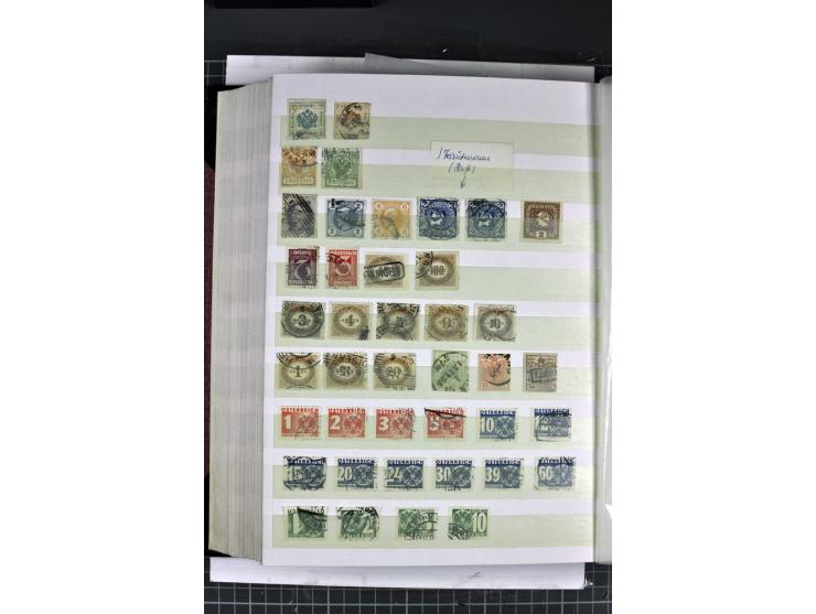 1850/1937, gestempelte Sammlung mit u.a. Mi.-Nr. 1 (7), 2 (3), 161-77, 555, 556, 558 etc., dazu Porto und Gebiete