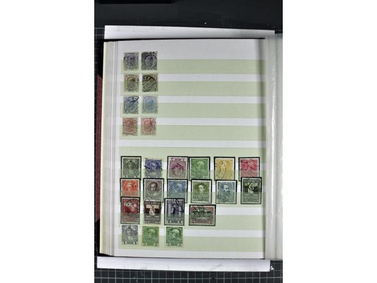 1850/1937, gestempelte Sammlung mit u.a. Mi.-Nr. 1 (7), 2 (3), 161-77, 555, 556, 558 etc., dazu Porto und Gebiete