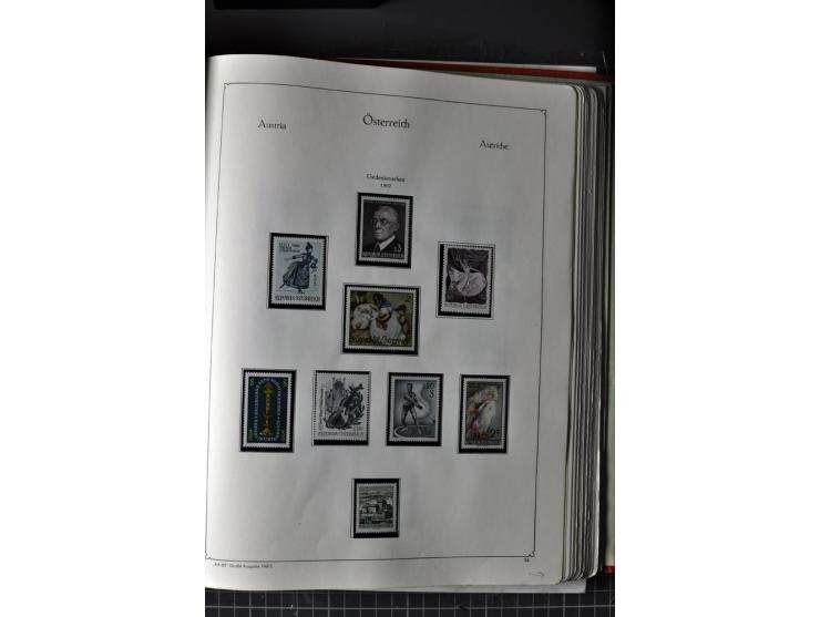 1945/74, postfrische Sammlung, in den Hauptnr. kpl. mit Renner-Blocks