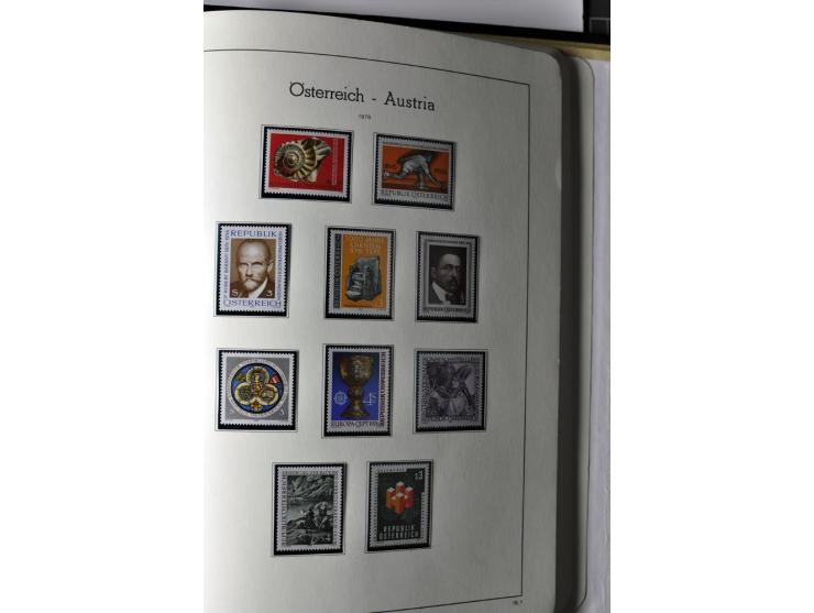 1945/2006, ab Mi.-Nr. 697 in den Hauptnummern bis auf Renner geschnitten und Mi.-Nr. 952-954 (ungebraucht) kpl. postfrische S