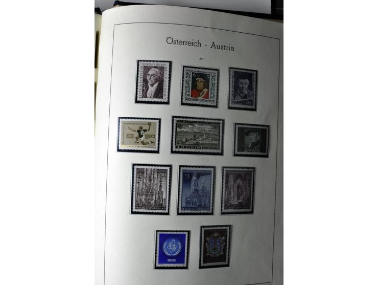 1945/2006, ab Mi.-Nr. 697 in den Hauptnummern bis auf Renner geschnitten und Mi.-Nr. 952-954 (ungebraucht) kpl. postfrische S