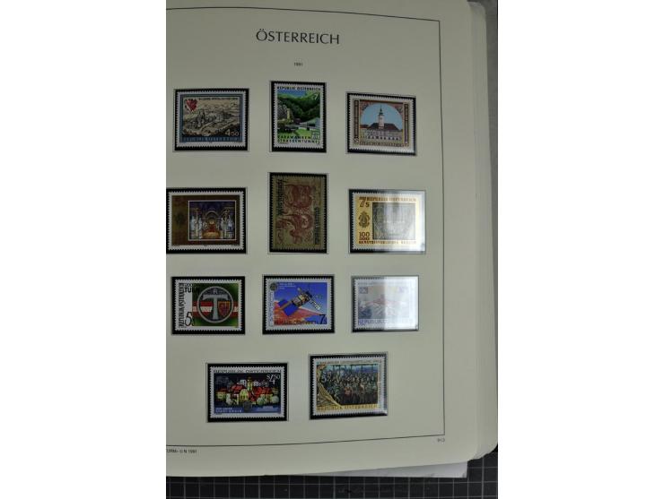 1945/2006, ab Mi.-Nr. 697 in den Hauptnummern bis auf Renner geschnitten und Mi.-Nr. 952-954 (ungebraucht) kpl. postfrische S
