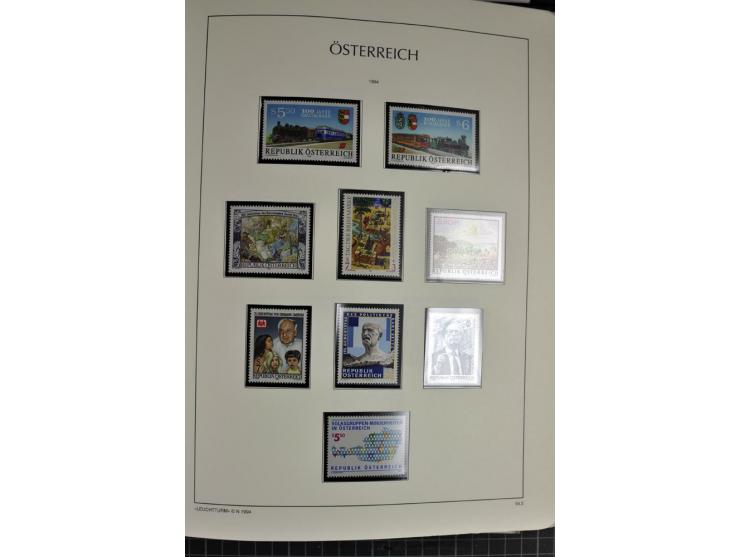 1945/2006, ab Mi.-Nr. 697 in den Hauptnummern bis auf Renner geschnitten und Mi.-Nr. 952-954 (ungebraucht) kpl. postfrische S