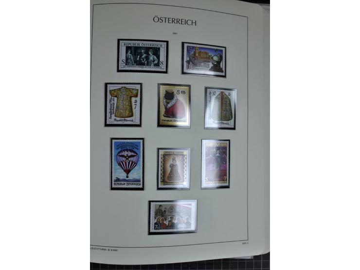 1945/2006, ab Mi.-Nr. 697 in den Hauptnummern bis auf Renner geschnitten und Mi.-Nr. 952-954 (ungebraucht) kpl. postfrische S