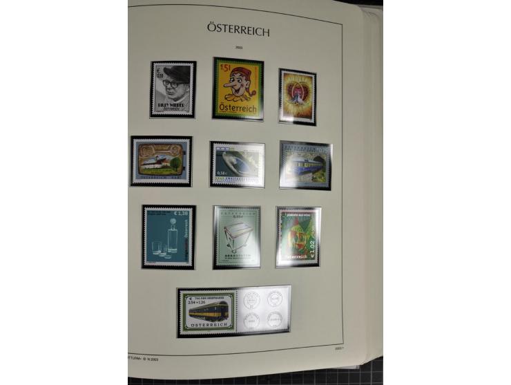 1945/2006, ab Mi.-Nr. 697 in den Hauptnummern bis auf Renner geschnitten und Mi.-Nr. 952-954 (ungebraucht) kpl. postfrische S