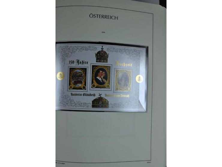 1945/2006, ab Mi.-Nr. 697 in den Hauptnummern bis auf Renner geschnitten und Mi.-Nr. 952-954 (ungebraucht) kpl. postfrische S