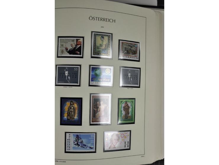 1945/2006, ab Mi.-Nr. 697 in den Hauptnummern bis auf Renner geschnitten und Mi.-Nr. 952-954 (ungebraucht) kpl. postfrische S