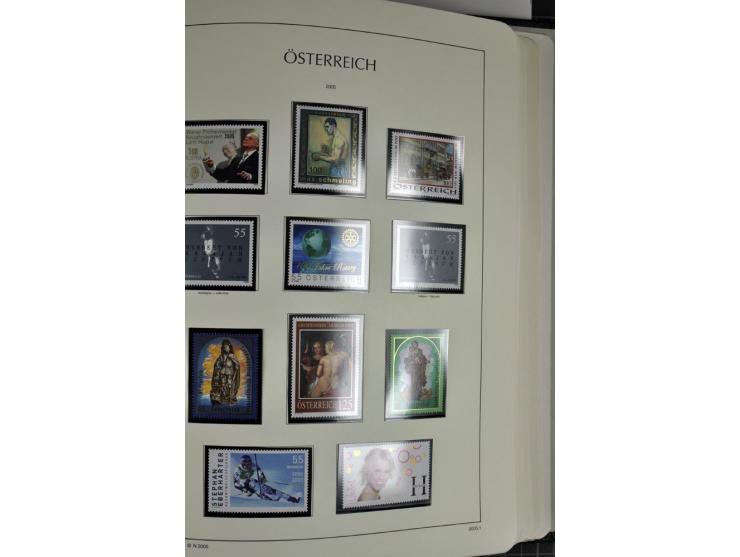 1945/2006, ab Mi.-Nr. 697 in den Hauptnummern bis auf Renner geschnitten und Mi.-Nr. 952-954 (ungebraucht) kpl. postfrische S