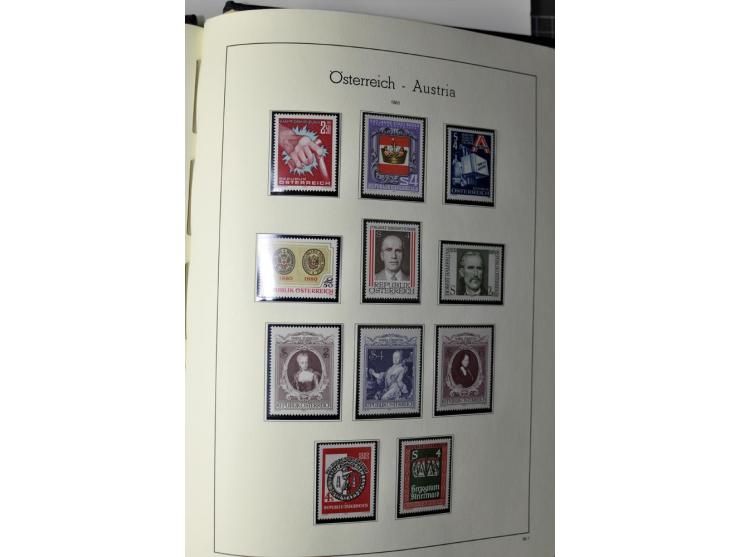 1945/2006, ab Mi.-Nr. 697 in den Hauptnummern bis auf Renner geschnitten und Mi.-Nr. 952-954 (ungebraucht) kpl. postfrische S