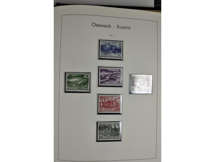 1945/2006, ab Mi.-Nr. 697 in den Hauptnummern bis auf Renner geschnitten und Mi.-Nr. 952-954 (ungebraucht) kpl. postfrische S