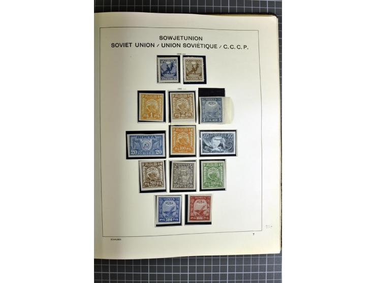 1875/1939, ungebrauchte Sammlung in vielen besseren Ausgaben dabei u.a. Mi.-Nr. 185IIB, 402-05B, 410-11A, 427-28, 429-49, 453