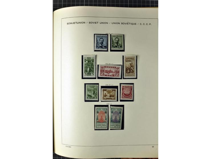 1875/1939, ungebrauchte Sammlung in vielen besseren Ausgaben dabei u.a. Mi.-Nr. 185IIB, 402-05B, 410-11A, 427-28, 429-49, 453