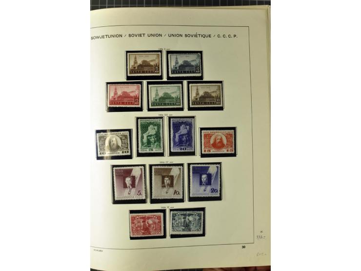 1875/1939, ungebrauchte Sammlung in vielen besseren Ausgaben dabei u.a. Mi.-Nr. 185IIB, 402-05B, 410-11A, 427-28, 429-49, 453