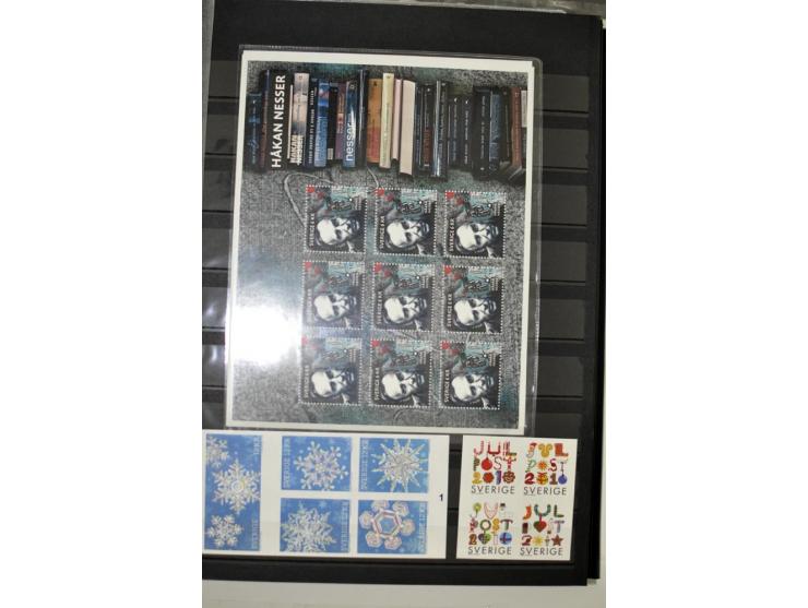 1980/2012, postfrische Sammlung mit Markenheftchen, Kleinbogen etc.