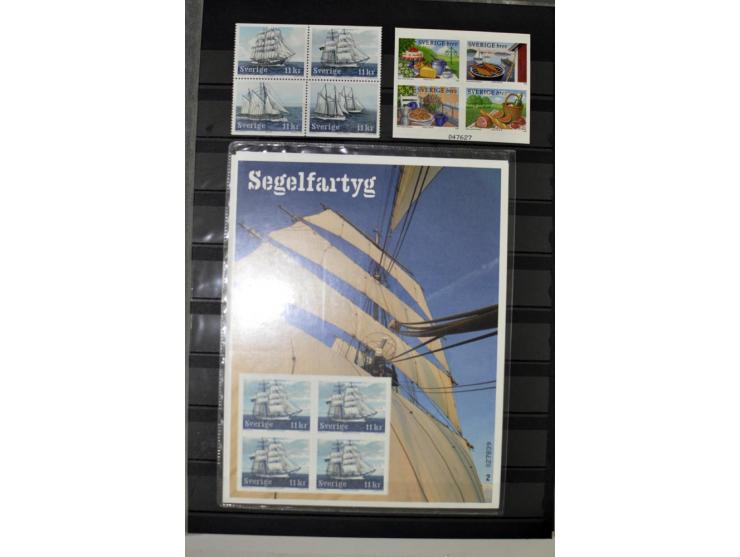 1980/2012, postfrische Sammlung mit Markenheftchen, Kleinbogen etc.