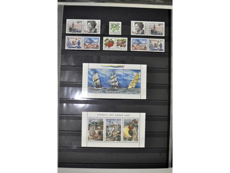 1980/2012, postfrische Sammlung mit Markenheftchen, Kleinbogen etc.