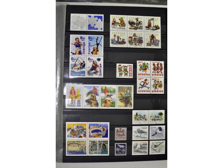 1980/2012, postfrische Sammlung mit Markenheftchen, Kleinbogen etc.