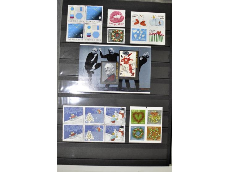 1980/2012, postfrische Sammlung mit Markenheftchen, Kleinbogen etc.