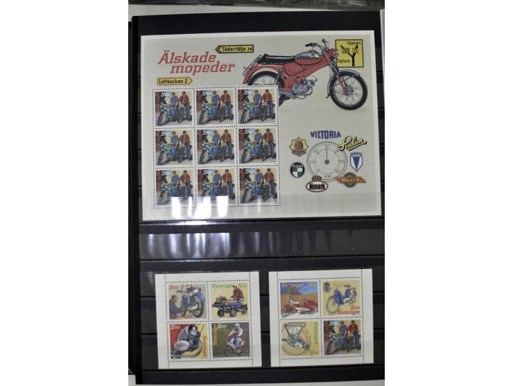 1980/2012, postfrische Sammlung mit Markenheftchen, Kleinbogen etc.