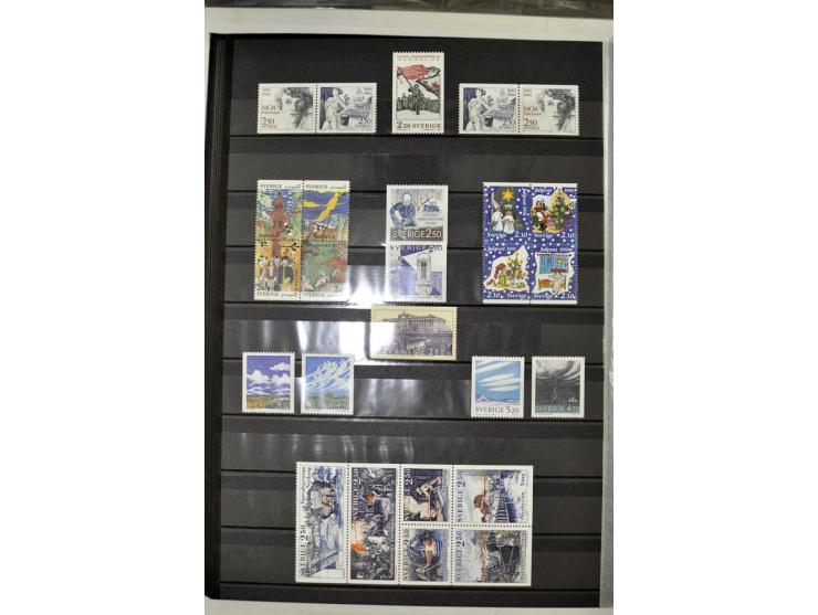 1980/2012, postfrische Sammlung mit Markenheftchen, Kleinbogen etc.