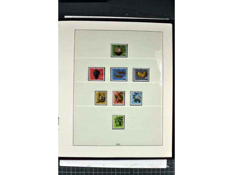 1854/1986, postfrische, ungebrauchte und gestempelte Sammlung in 3 Lindner-T-Alben