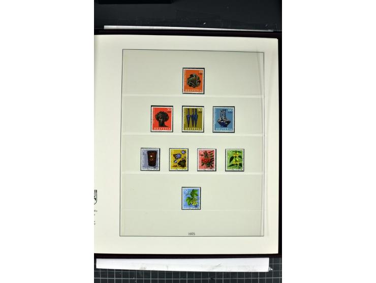 1854/1986, postfrische, ungebrauchte und gestempelte Sammlung in 3 Lindner-T-Alben