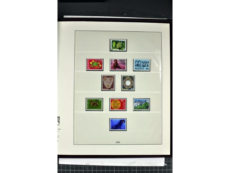 1854/1986, postfrische, ungebrauchte und gestempelte Sammlung in 3 Lindner-T-Alben