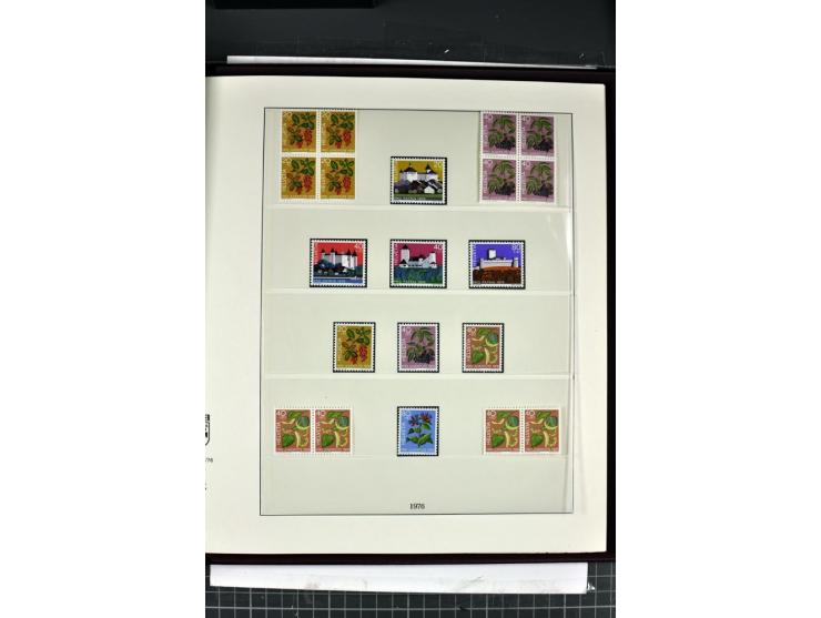 1854/1986, postfrische, ungebrauchte und gestempelte Sammlung in 3 Lindner-T-Alben