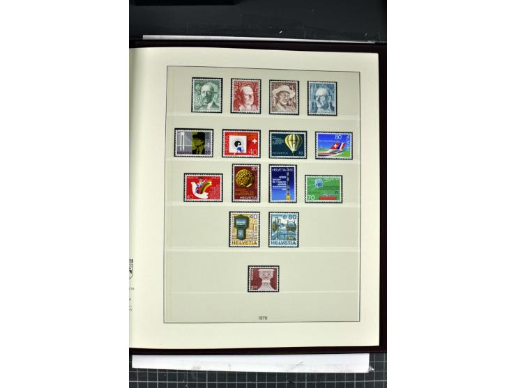 1854/1986, postfrische, ungebrauchte und gestempelte Sammlung in 3 Lindner-T-Alben