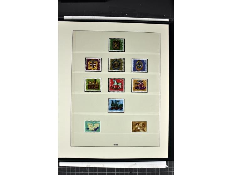 1854/1986, postfrische, ungebrauchte und gestempelte Sammlung in 3 Lindner-T-Alben