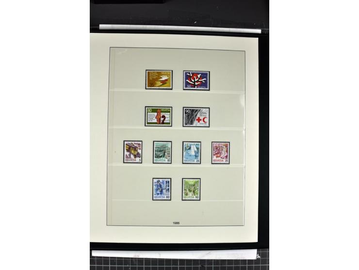 1854/1986, postfrische, ungebrauchte und gestempelte Sammlung in 3 Lindner-T-Alben