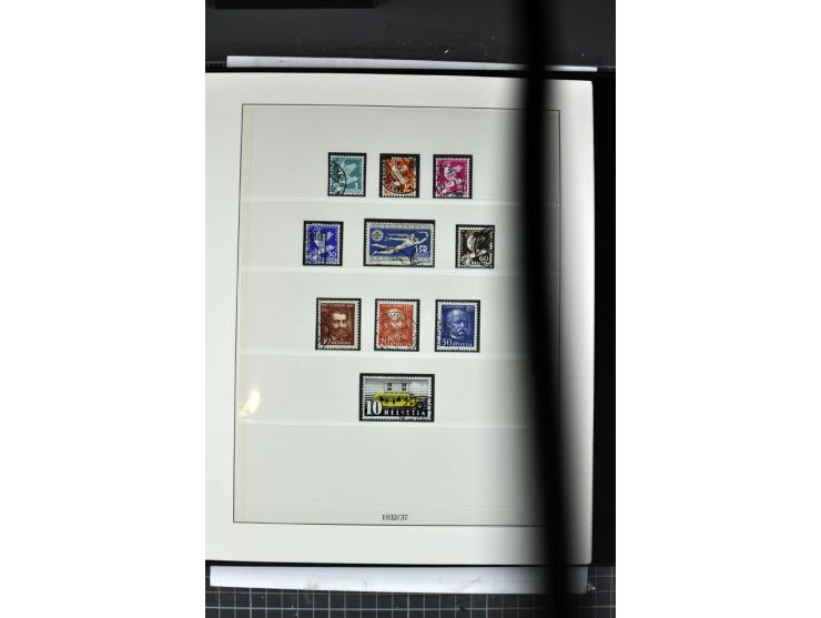 1854/1986, postfrische, ungebrauchte und gestempelte Sammlung in 3 Lindner-T-Alben
