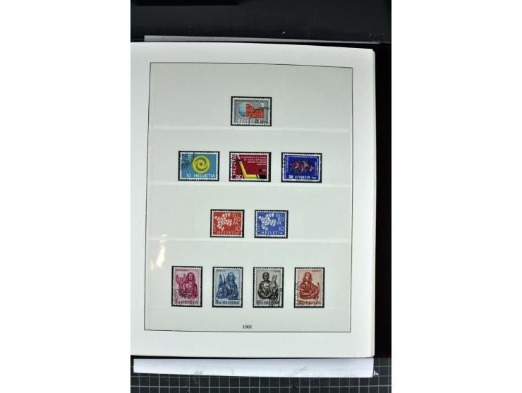 1854/1986, postfrische, ungebrauchte und gestempelte Sammlung in 3 Lindner-T-Alben