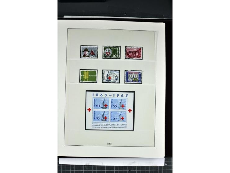 1854/1986, postfrische, ungebrauchte und gestempelte Sammlung in 3 Lindner-T-Alben
