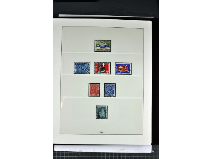 1854/1986, postfrische, ungebrauchte und gestempelte Sammlung in 3 Lindner-T-Alben