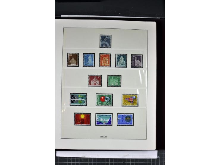 1854/1986, postfrische, ungebrauchte und gestempelte Sammlung in 3 Lindner-T-Alben