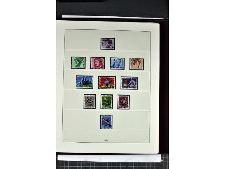 1854/1986, postfrische, ungebrauchte und gestempelte Sammlung in 3 Lindner-T-Alben