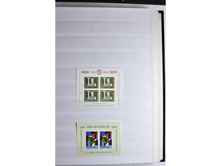  1960/2002, postfrische Sammlung mit Kleinbogen etc.