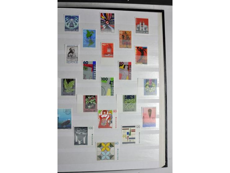  1960/2002, postfrische Sammlung mit Kleinbogen etc.