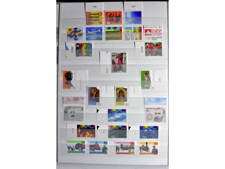  1960/2002, postfrische Sammlung mit Kleinbogen etc.
