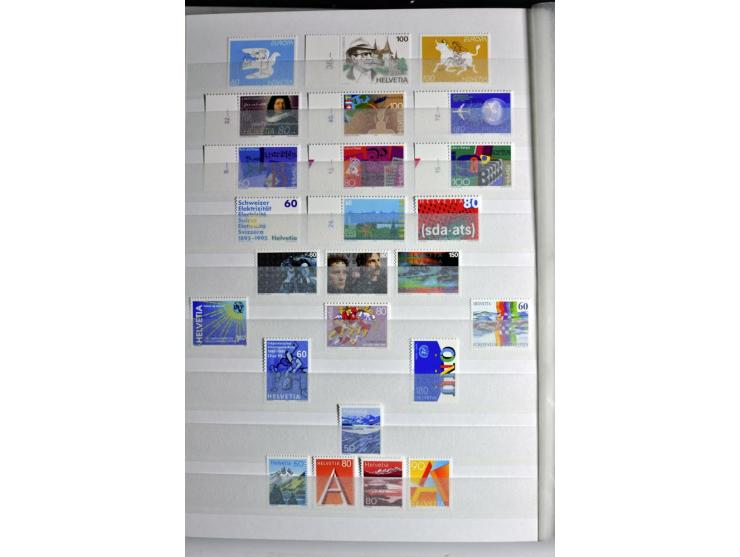  1960/2002, postfrische Sammlung mit Kleinbogen etc.