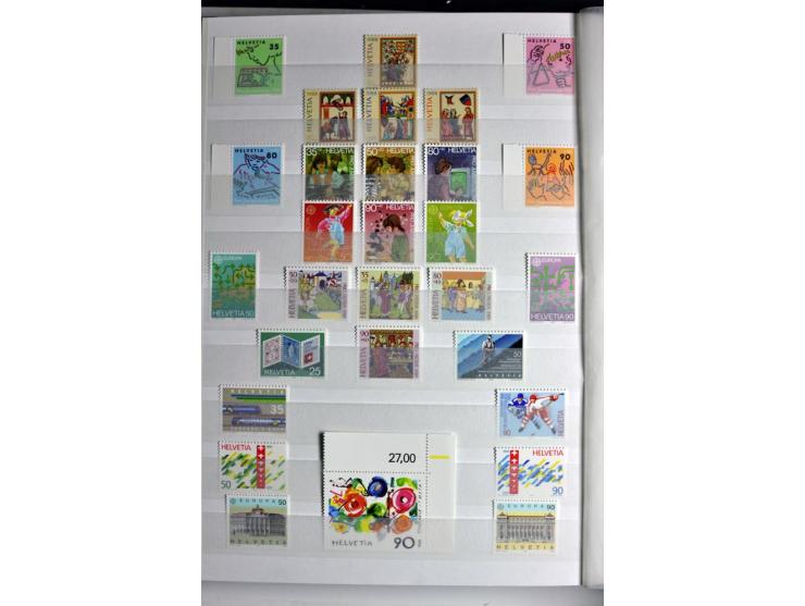  1960/2002, postfrische Sammlung mit Kleinbogen etc.