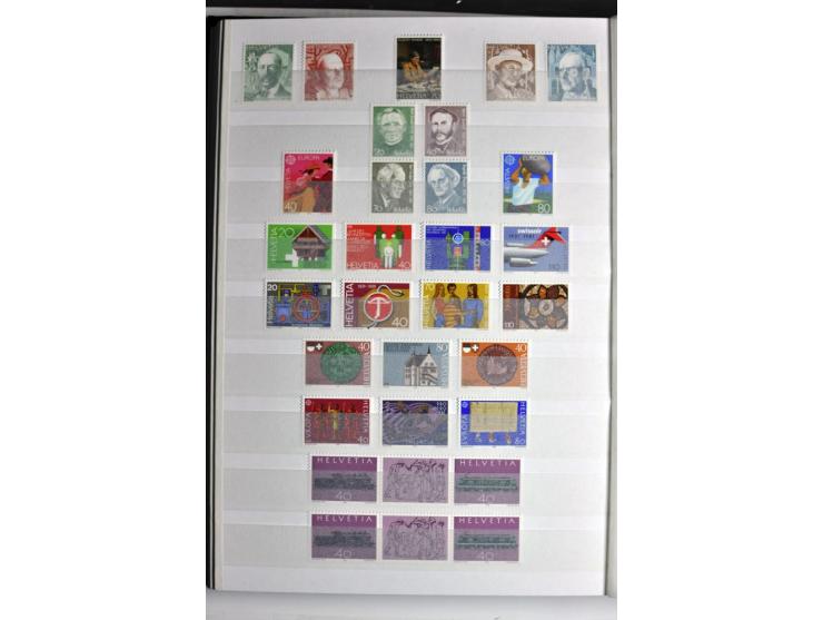  1960/2002, postfrische Sammlung mit Kleinbogen etc.